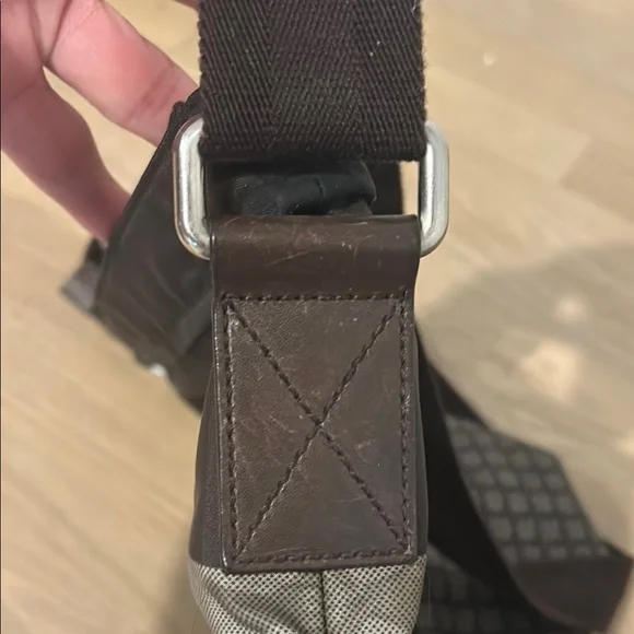 Brown Gucci Messenger Bag - Picture 12 of 14